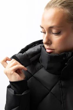 Discount B Vertigo Gem lettfôret frakk til dame Jakker Og Frakker