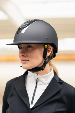 B Vertigo Majoris Mips hjelm med pyntesteiner Nettdrevne Gjerdeapparater & Batteridrevne Gjerdeapparater|Klubbklær