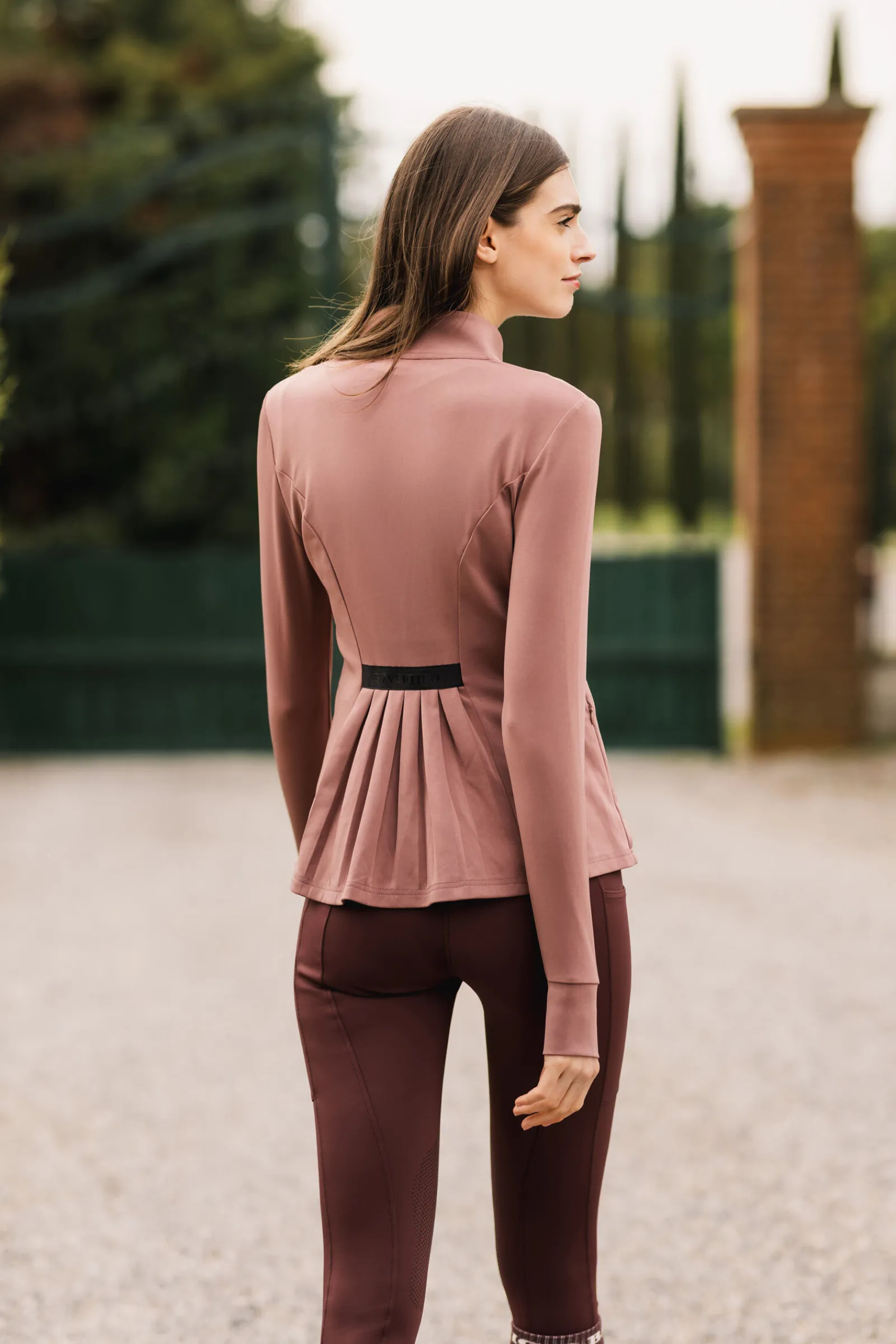 Outlet B Vertigo Sarah trrenings-/ridejakke med folder til dame Jakker Og Frakker