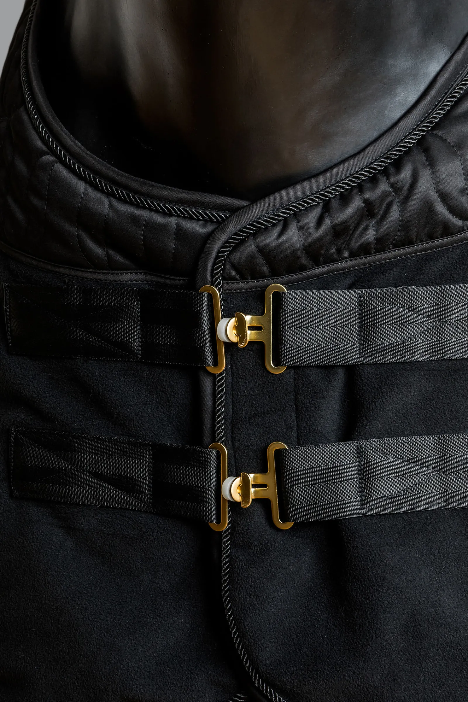 Clearance Back on Track Deep Nights fleecedekken Ulldekken Og Svettedekken