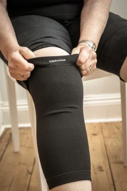 Clearance Back on Track fysioterapeutisk knebeskytter, 4-veis stretch Terapi Og Restitusjon