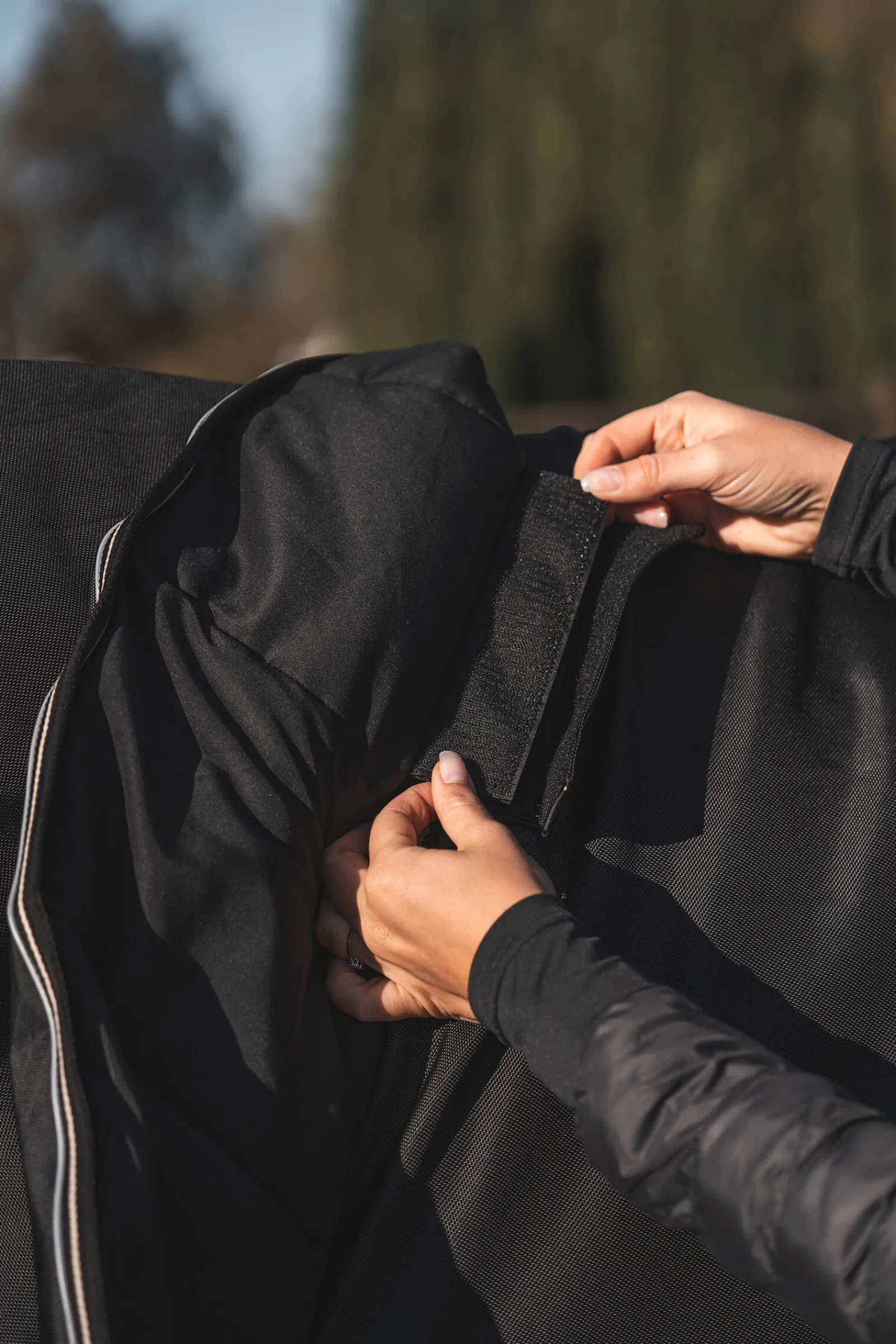 Online Back on Track Obsidian Utedekken med avtakbart halsstykke, 300g Overgangsdekken & Vinterdekken