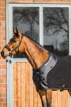 Hot Back on Track Supreme fleecedekken Terapidekken