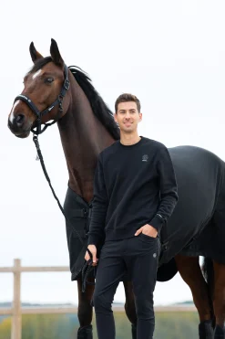 Outlet Dynamic SS24 Dura Emblem Svettepledd Ulldekken Og Svettedekken