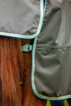 Discount Amigo Hero Ripstop Plus utedekken med avtakbar hals, 200g Overgangsdekken & Vinterdekken