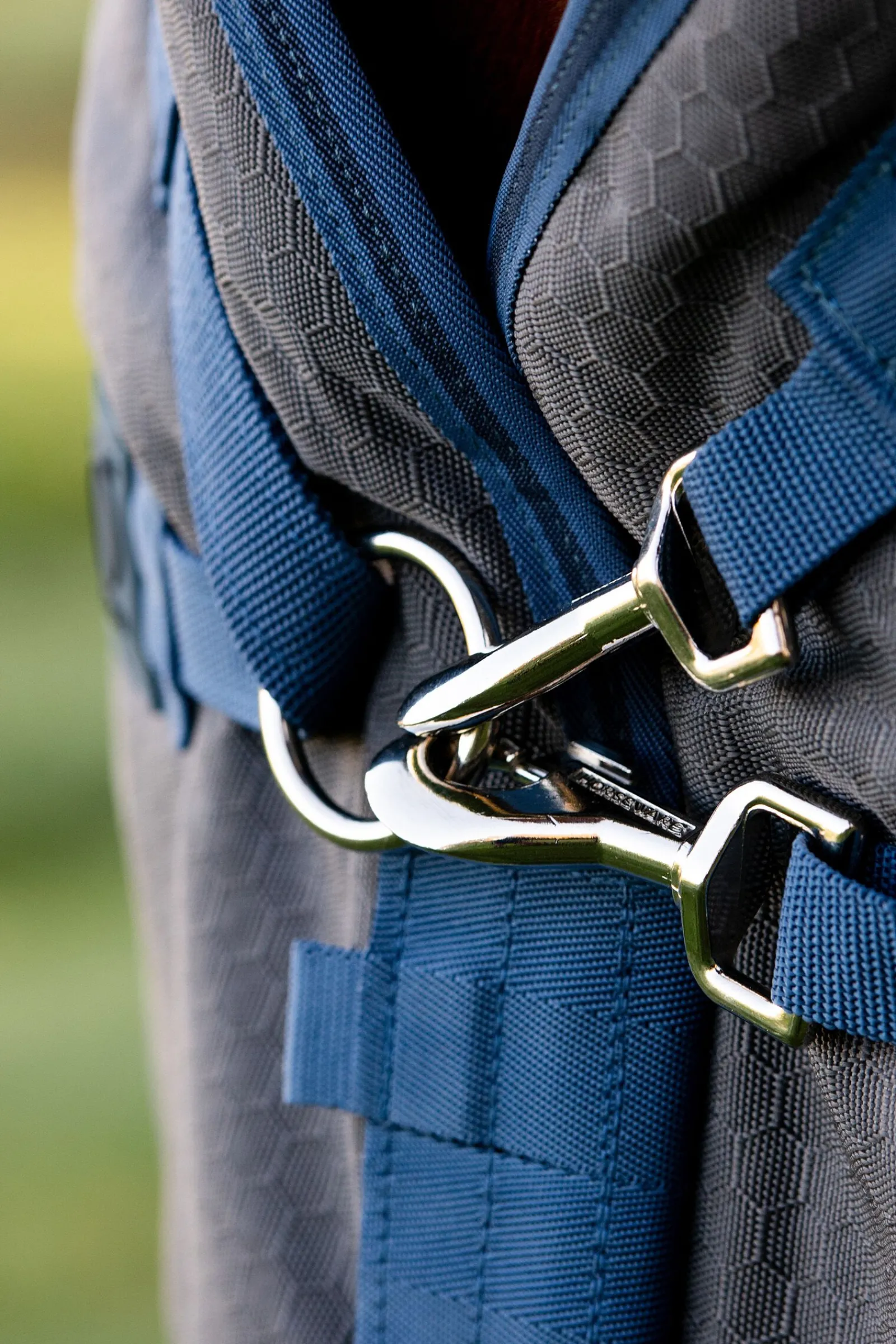 New Rhino Plus HexSTOP Vari-Layer Beitedekken, 100g Regndekken