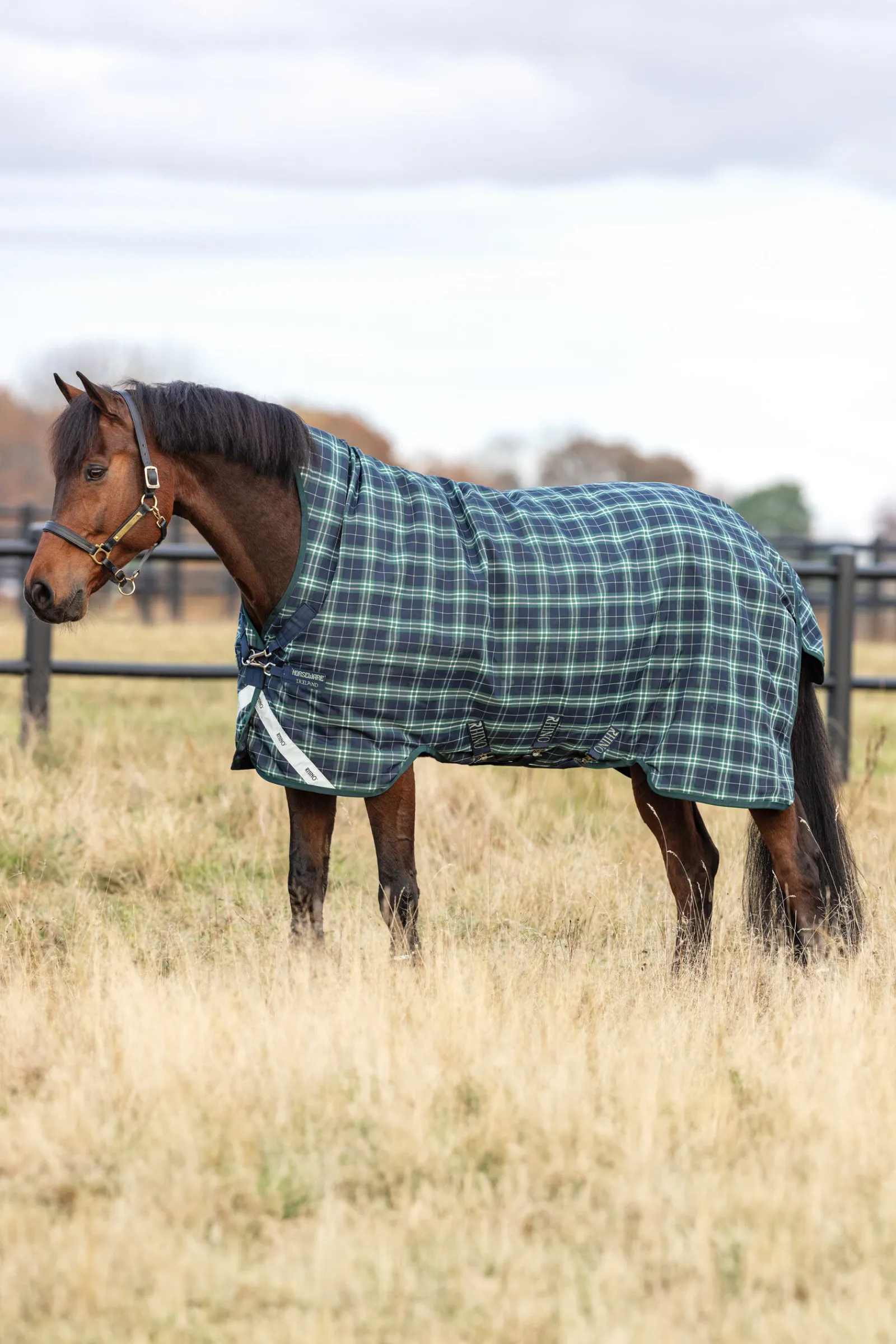 Best Rhino Wug utedekken, 100 g Regndekken