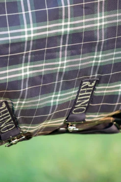 New Rhino Wug Vari-Layer Utedekken med høy hals, 250g Overgangsdekken & Vinterdekken