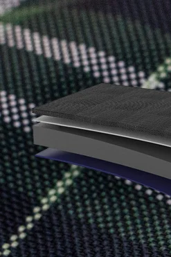 New Rhino Wug Vari-Layer Utedekken med høy hals, 250g Overgangsdekken & Vinterdekken