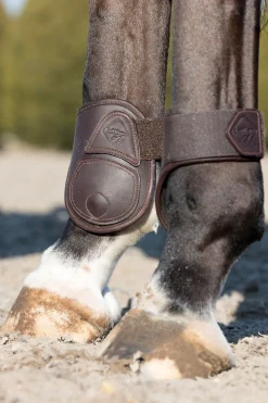 New Capella bakbeinsbelegg i lær Bakbeinsbelegg Og Stryksokker