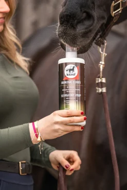 Outlet Respiratory Syrup, 1000 ml Tilskudd