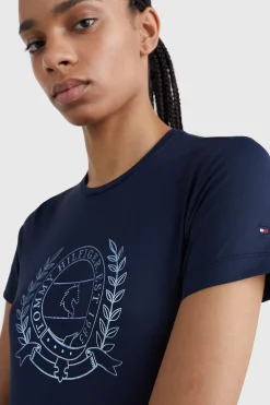 Sale Tommy Hilfiger Equestrian Crest Rhinestone Performance t-skjorte til dame Skjorter Og Topper
