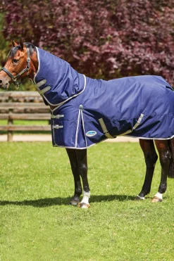 Outlet Comfitec Essential Detach-a-Neck Medium Turnout Rug, 220g Overgangsdekken & Vinterdekken